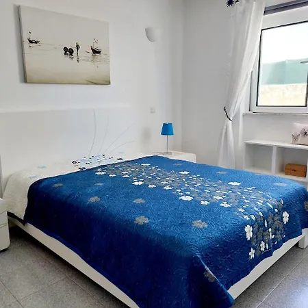 Casa Helia, Beautiful With Pool, Algarve Villa