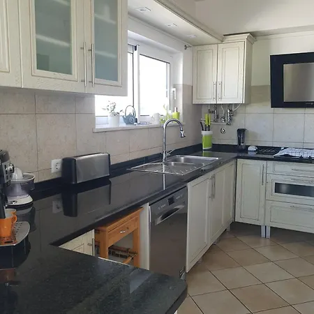 Villa Casa Helia, Beautiful With Pool, Algarve *