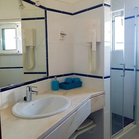 Casa Helia, Beautiful With Pool, Algarve Villa *