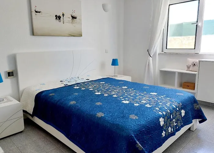 Casa Helia, Beautiful With Pool, Algarve Villa