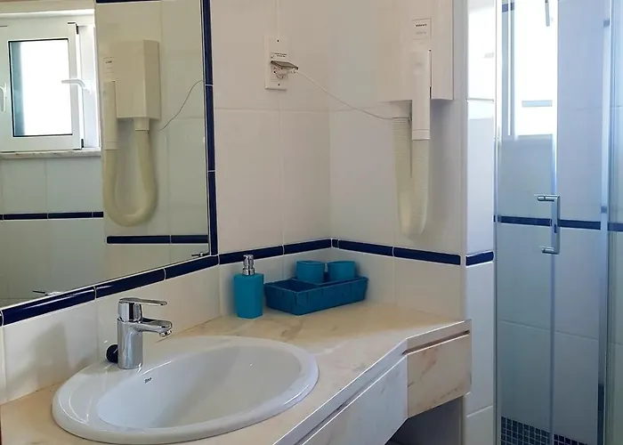 Casa Helia, Beautiful With Pool, Algarve Villa *