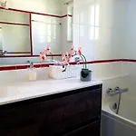 Casa Helia, Beautiful With Pool, Algarve Villa *