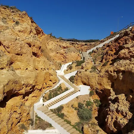 Casa Hélia, Beautiful With Pool, Algarve Villa *